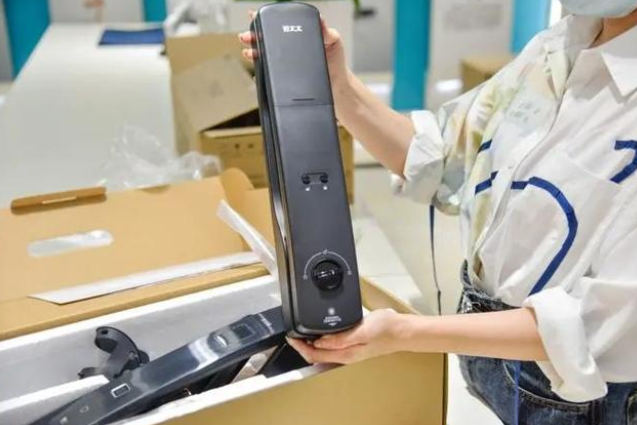 智能门锁哪个品牌好?zoty中欧体育官方网站智能门锁守护您”家”的安全